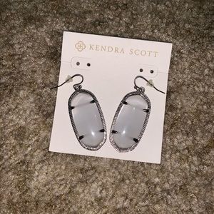 Authentic Kendra Scott Elle Silver Drop Earring